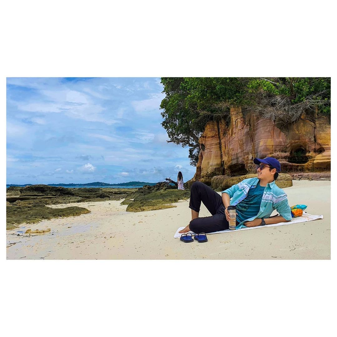 Kegiatan Menarik di Pantai Reviola Kegiatan Menarik di Pantai Reviola